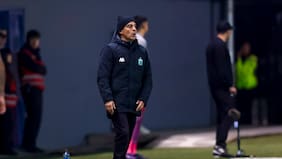 Esteban Valencia explica por qué se ha ausentado en la banca del plantel femenino de Temuco: “Pensé que no importaba tanto”