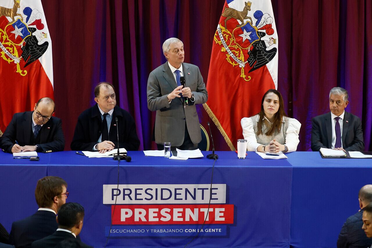 Kast dice que intentará acuerdo con la oposición para su megarreforma, pero que con un voto es suficiente para aprobarla