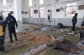 Ocho muertos deja explosión en una mezquita siria durante las oraciones del viernes