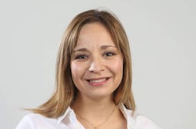 Formalizan a exintendenta Lucía Pinto por fraude al fisco