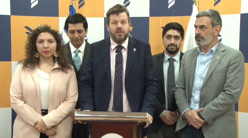 PNL sube presión a La Moneda para anexar indultos a uniformados en reforma de seguridad