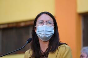 Tras incidentes en marcha de la Confech: alcaldesa Irací Hassler (PC) llama al gobierno a encabezar “un plan de seguridad para el centro de Santiago y erradicar la violencia de nuestros barrios”