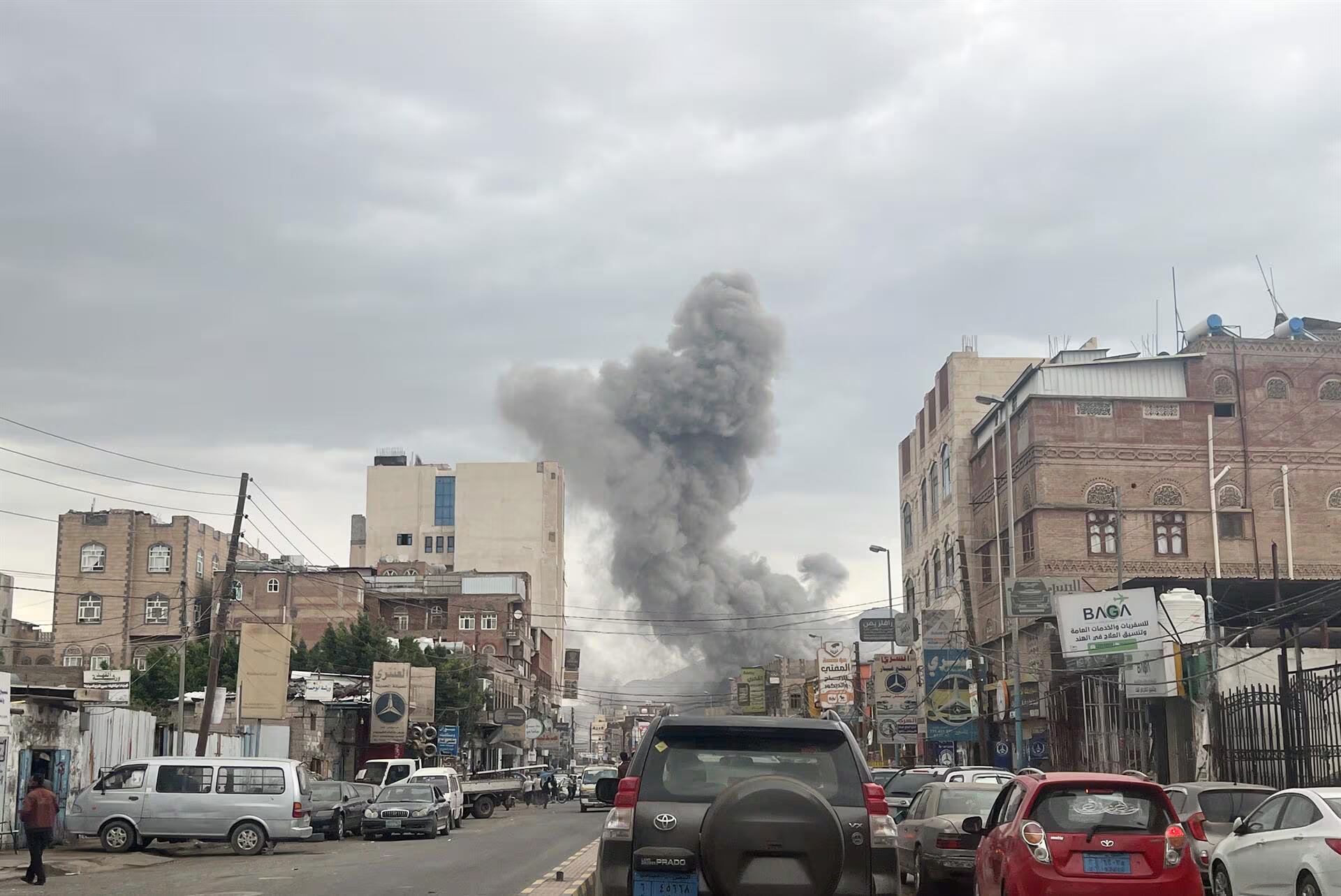 Arabia Saudita exige a Emiratos Árabes Unidos retirar tropas de Yemen en 24 horas