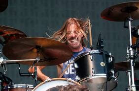 Premios Grammy: Billie Eilish rinde homenaje a Taylor Hawkins y Foo Fighters suma galardones