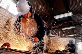 Economía chilena crece 2,5% en 2025 y gobierno de Boric cierra con alza promedio de 2%