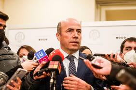 Bermúdez critica duramente las enmiendas sobre la Contraloría ante el Consejo Constitucional: “Restringen el control administrativo y debilitan la democracia”