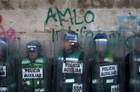Mueren dos canadienses y otro resulta herido en tiroteo en hotel del Caribe mexicano