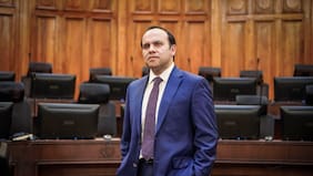 Pavez defiende indicación migratoria y asegura que no implica “reportar” a extranjeros irregulares