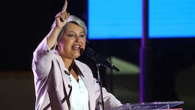 Cierre de campaña: Jara acusa a Kast de “propuestas clandestinas” que amenazan la PGU, las 40 horas y permitirían indultar a pedófilos y violadores de DD.HH.