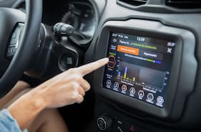Detectan malware que ataca las pantallas del auto