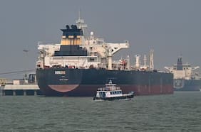 Irán llega a un acuerdo con Pakistán y Tailandia para permitir el paso de buques con petróleo por el estrecho de Ormuz