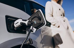 Vehículos electrificados aceleran en Chile y alcanzan más del 50% de todo 2025