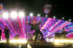 Coldplay ilumina la noche en emotivo reencuentro con Chile