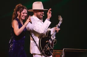 Con versiones de Marco Antonio Solís y Juan Gabriel: Jesse y Joy y el medley mexicano que hizo corear a la Quinta Vergara en Viña 2026