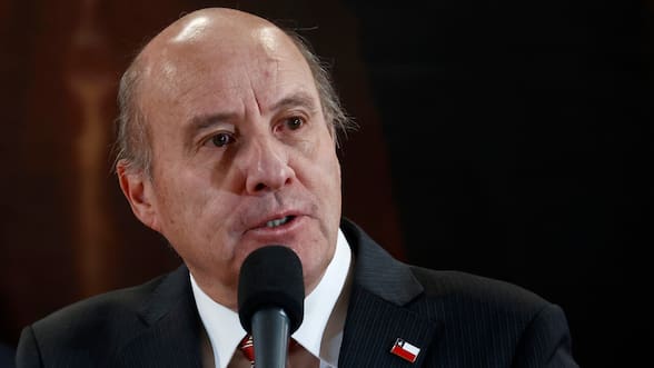 Jorge Quiroz en el Chile Day: “No vamos a recortar beneficios sociales, pero no pagar el CAE no es un beneficio social”
