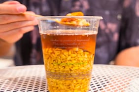 Mote con huesillo: dónde encontrar los imperdibles de esta bebida popular chilena