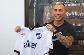 Eduardo Vargas debuta en el clásico uruguayo: Nacional y Peñarol terminaron empatados