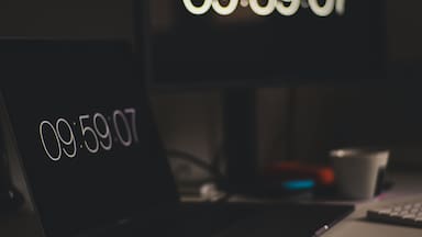 Cambio de hora: ¿Cómo evitar problemas con la agenda digital en computadores y teléfonos?