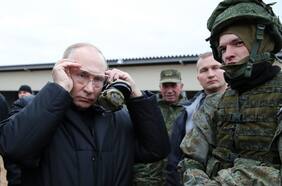 Bruce Allyn: “Biden está tratando de ayudar a un Putin herido, a encontrar una ‘vía de escape’ a la opción nuclear”