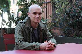 Escritor argentino Hernán Díaz gana el Premio Pulitzer por su aclamada novela “Fortuna”