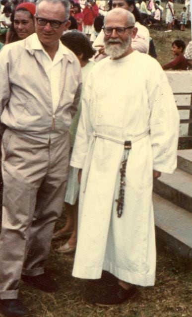 El padre Sebastián Englert.