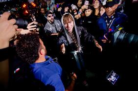 Puro urbano: Paulo Londra abre con ritmo y facha de boxeador la noche final de Viña 2026