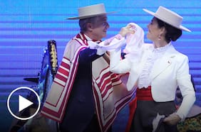 Con una paya y un pie de cueca, Kast inaugura junto a Desbordes las fondas en el Parque O’Higgins