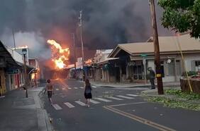 Incendios forestales en Hawái dejan al menos seis muertos