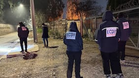Hombre de 25 años en riesgo vital tras ser baleado afuera de una presunta fiesta clandestina en Puente Alto