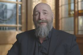 Las mujeres que hablaron contra Warren Ellis lanzaron un sitio web para reunir sus testimonios