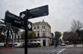 Concejo Municipal de Santiago aprueba propuesta de Irací Hassler para cambiar nombres de calles en la comuna