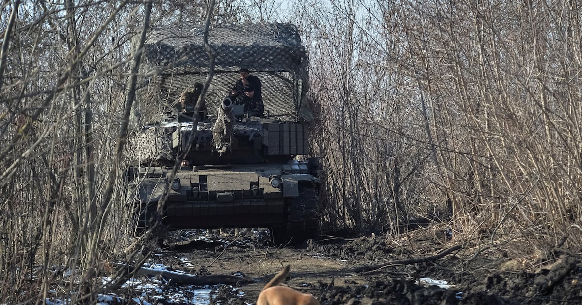Ucrania enfrenta la encrucijada de ceder territorios para una paz temporal: dolor y división en el horizonte