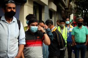 Desempleo en el Gran Santiago bajó a 10,1% en junio, pero nivel de inactivos siguió al alza