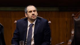 36 académicos cuestionan AC contra Nicolás Grau: “Se degrada la facultad fiscalizadora del Congreso”