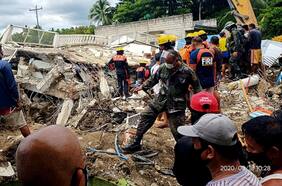 Un fuerte terremoto de magnitud 6,9 sacude el centro de Filipinas