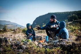 La serie de documentales medioambientales para ver con el papá outdoor