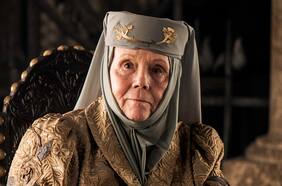 Fallece Diana Rigg, actriz que interpretó a Olenna Tyrell en Game of Thrones