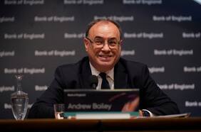 El Reino Unido trata de calmar a los inversores por el choque entre la lucha contra la inflación y los recortes fiscales de Truss