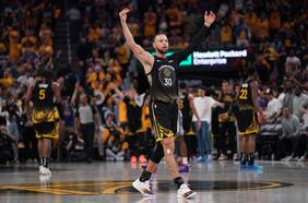 Los campeones dan pelea: Golden State Warriors derrota a Sacramento para acortar las diferencias en la serie