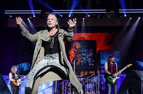 Un DVD en vivo, un concierto que no fue y un caótico debut: cinco historias que unen a Iron Maiden y Chile