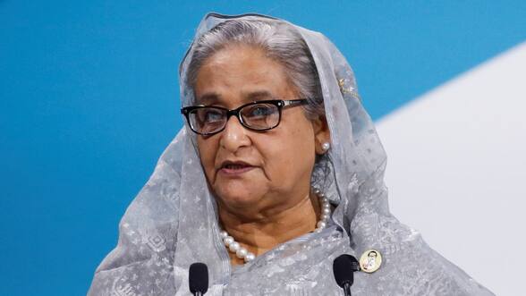 Por qué la ex primera ministra de Bangladesh, Sheikh Hasina, fue condenada a pena de muerte
