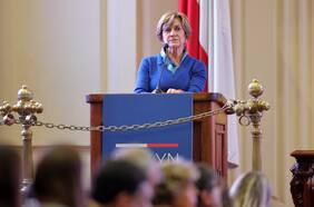 Diputados abren puerta a opción de que Matthei se baje de la presidencial y profundizan desorden en Chile Vamos