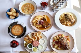 Liguria Lastarria: la persistencia del bar y restaurante más emblemático de Santiago