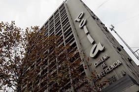Polla exige casi US$ 300 millones a empresas de telecomunicaciones por no bloquear sitios de apuestas online
