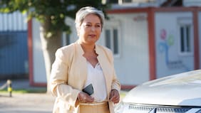 Jara reconoce tener diseño de eventual gabinete, pero descarta haber conversado con posibles ministros