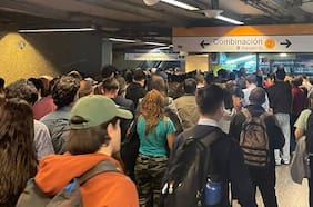 Múltiples aglomeraciones: falla técnica de tren y persona en la vía afectan a servicios de las líneas 2 y 5 del Metro