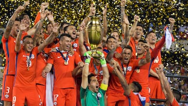 A 10 años de la Copa América Centenario: el radical cambio de rumbo de la Roja y Argentina en una década