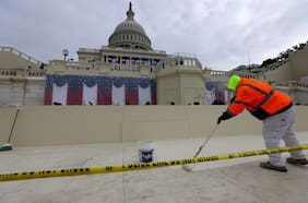 La economía de Estados Unidos genera más empleo de los esperados durante enero