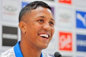 Infancia en Valparaíso: la historia que une a Chile con Jhojan Valencia, el refuerzo colombiano de la UC