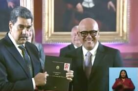 Nicolás Maduro jura como presidente de Venezuela y afirma que este período será “de la igualdad y la nueva democracia”